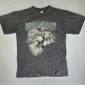 Vintage 90s American Heritage Black Graphic T-Shirt with Wolf Design